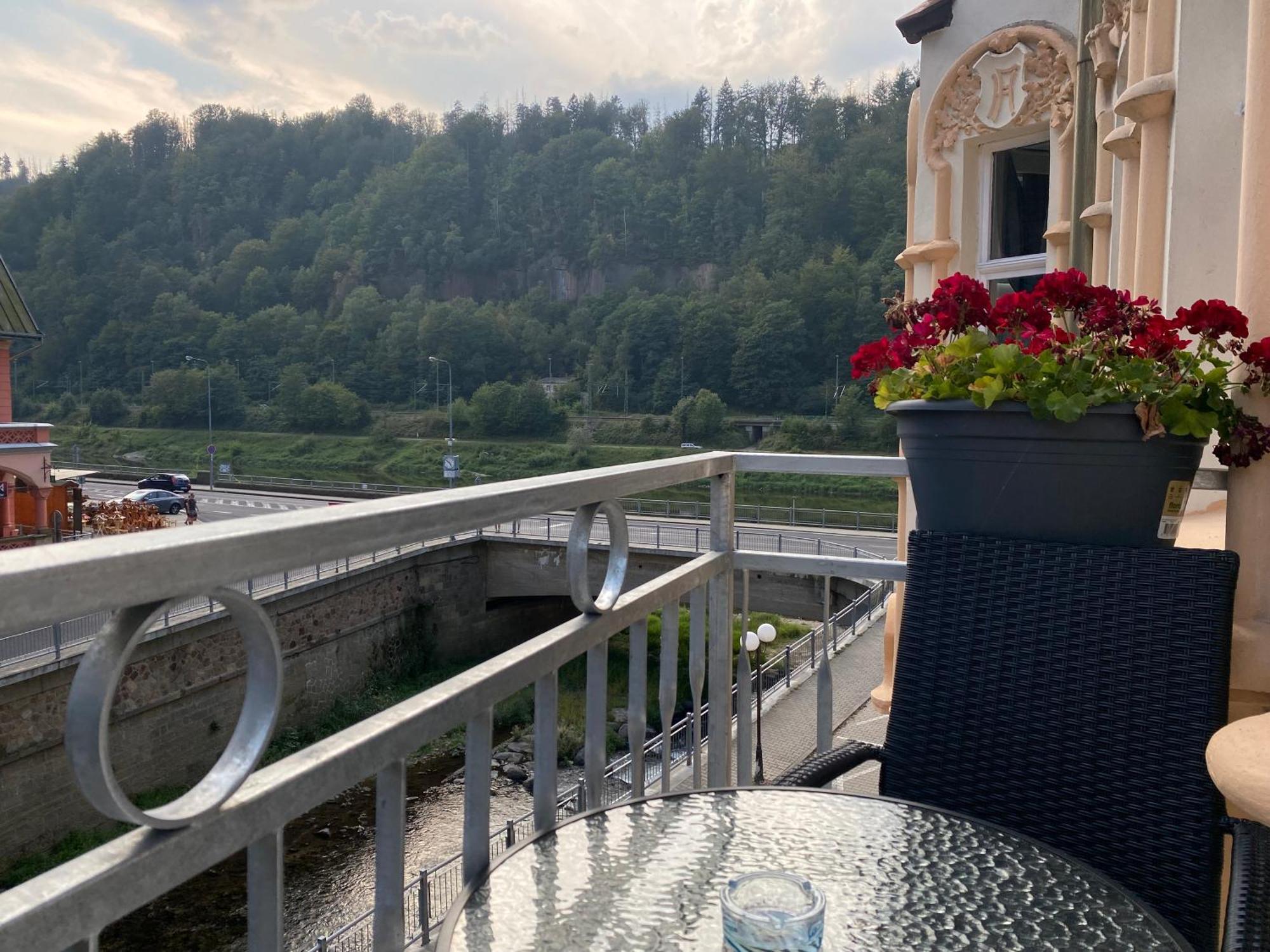 Hotel Labe Hřensko Екстериор снимка